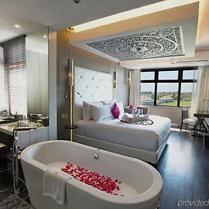 L 4* Семиньяк